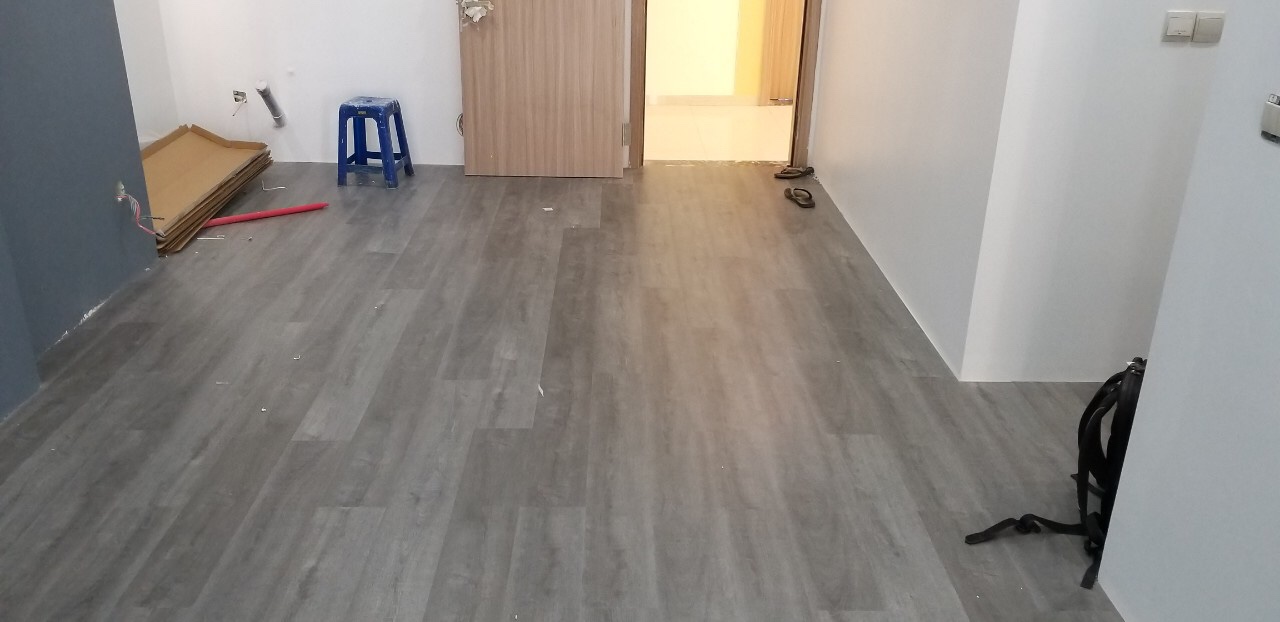 Sàn nhựa hèm khóa vân gỗ spc 8009