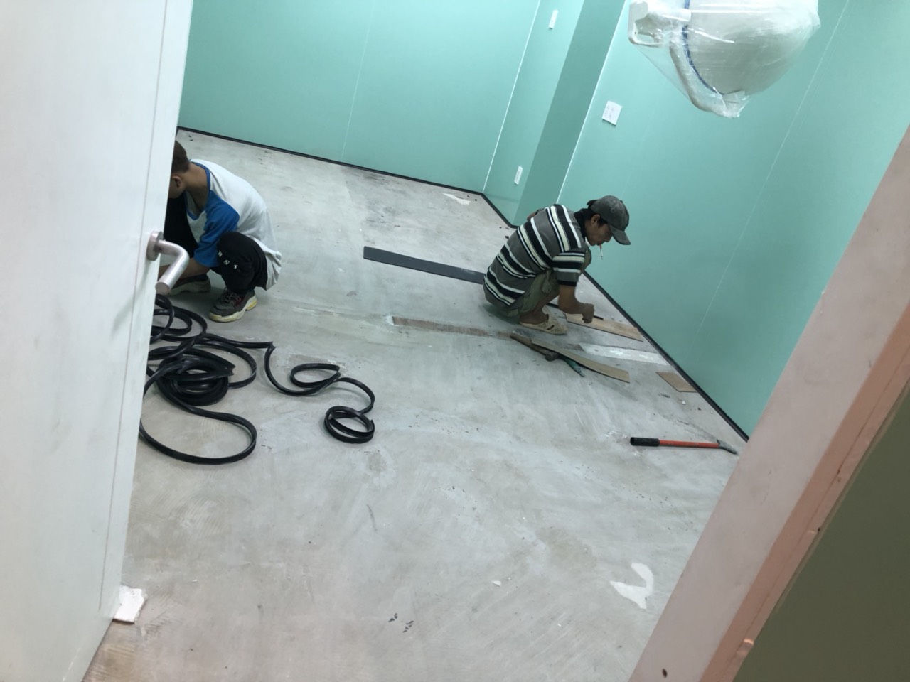 Nẹp lồng mán bệnh viện